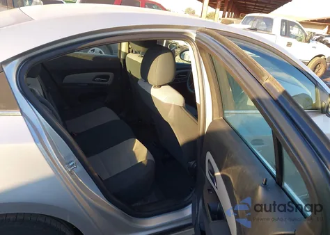 2012 Chevrolet Cruze Ls z USA, uszkodzony, nr VIN 1G1PC5SH6C7186928